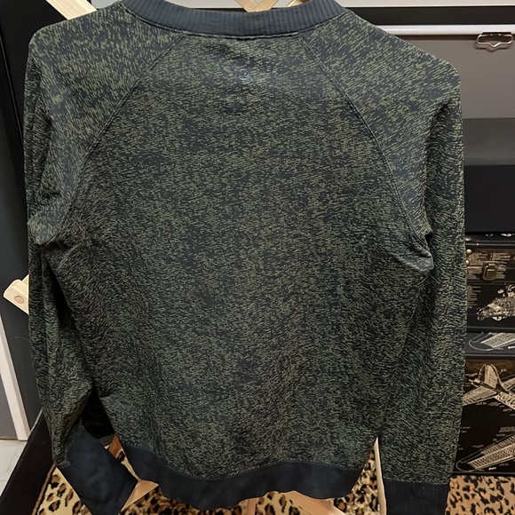 Lululemon Long Sleeve Running Top - Picture 4 of 6